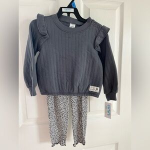 NWT! Girls 2 piece Carters Outfit Size 24 Months